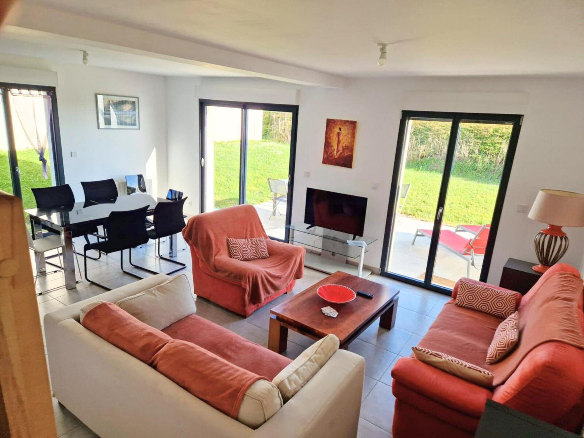 Sherman & Willy Jeep - 2 Maisons De Vacances, 4Min A Pied De La Plage - Parking Prive - Wifi Gratuit - Terrasse - Calme Saint-Côme-de-Fresné Quarto foto